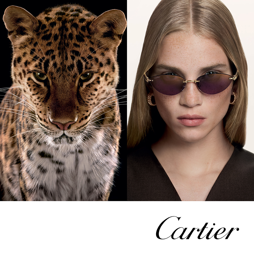 Une panthère et une femme portant des lunettes Cartier plus le logo Cartier